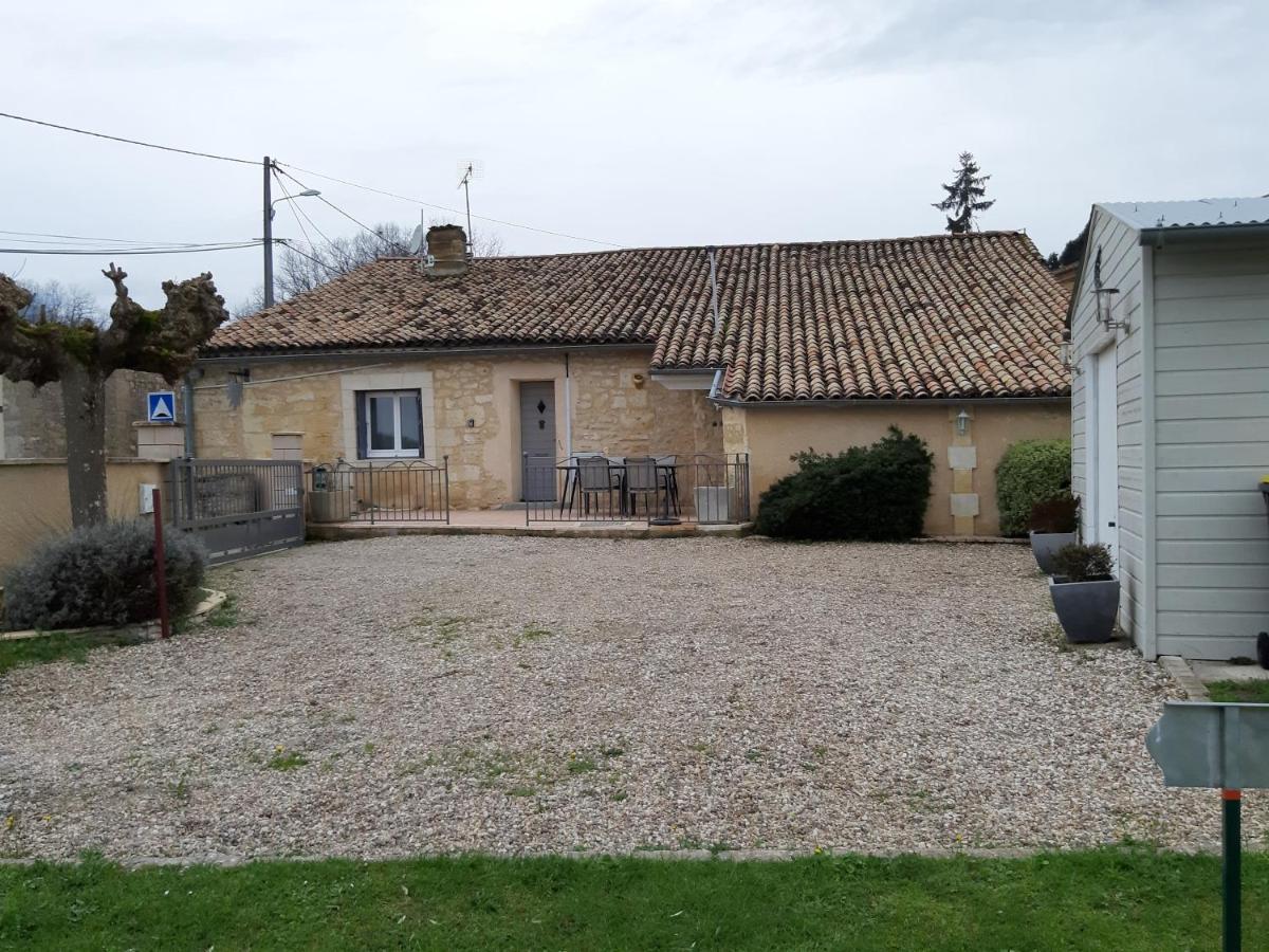 Gite Les Deux Meules Sainte-Colombe  Exterior photo